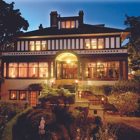 Beaconsfield Bed And Breakfast - Виктория Екстериор снимка