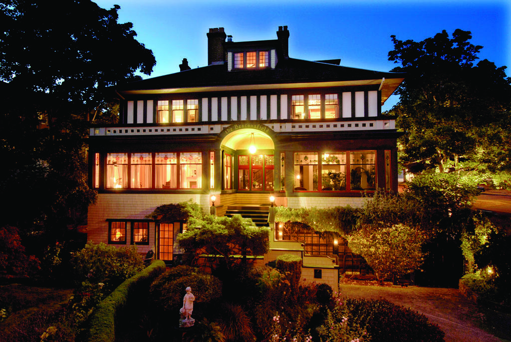 Beaconsfield Bed And Breakfast - Виктория Екстериор снимка