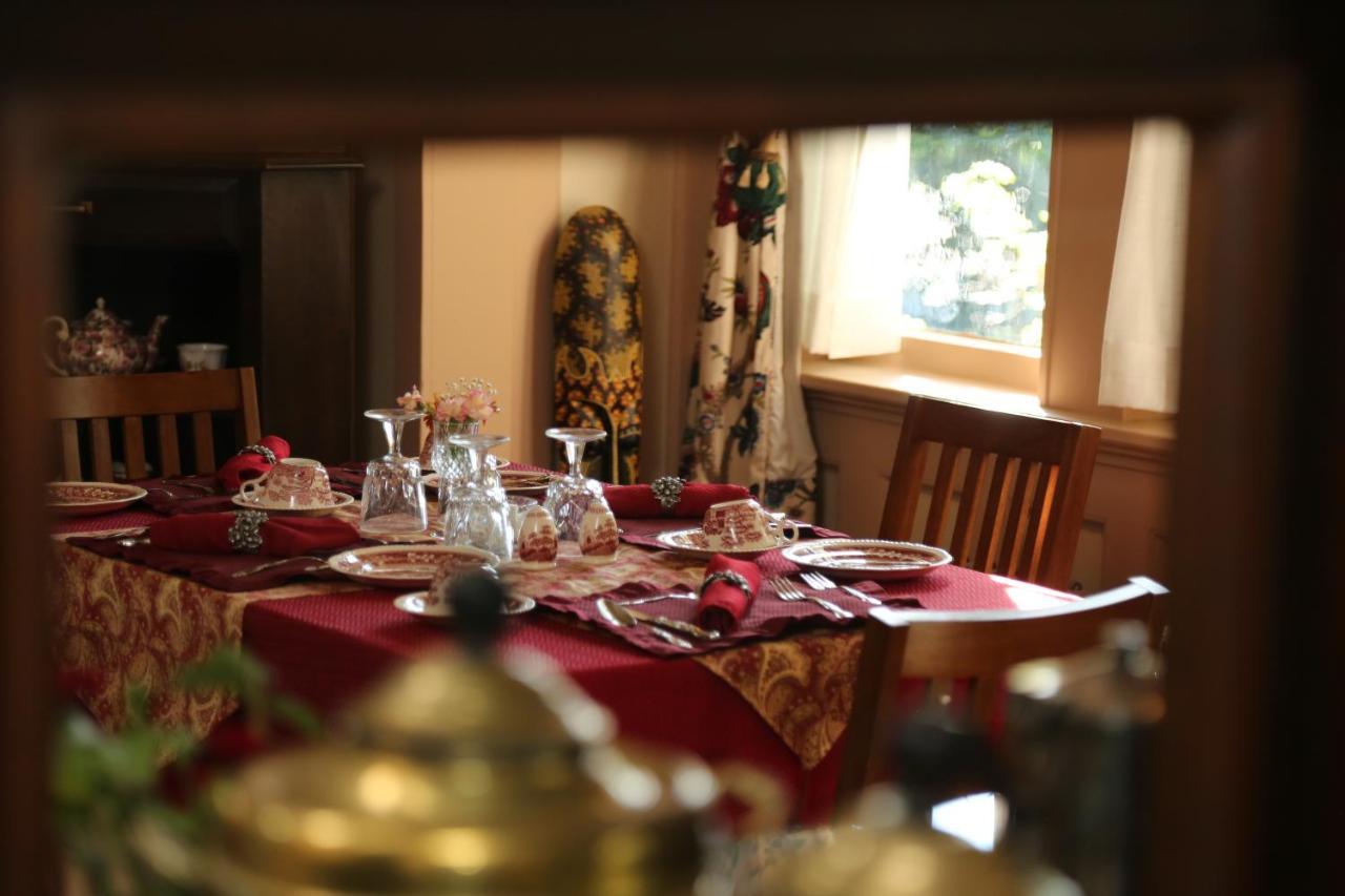 Beaconsfield Bed And Breakfast - Виктория Екстериор снимка