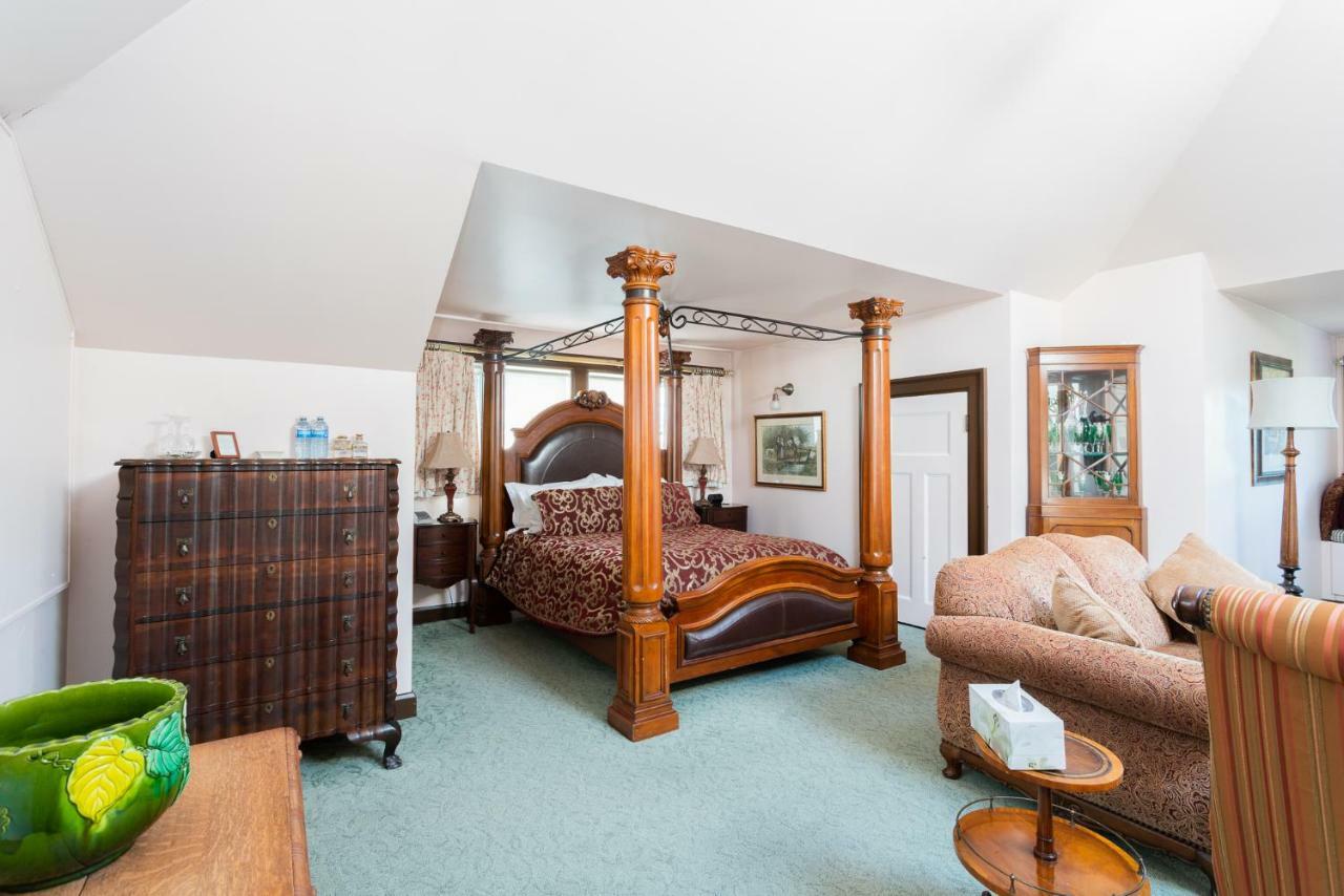 Beaconsfield Bed And Breakfast - Виктория Екстериор снимка